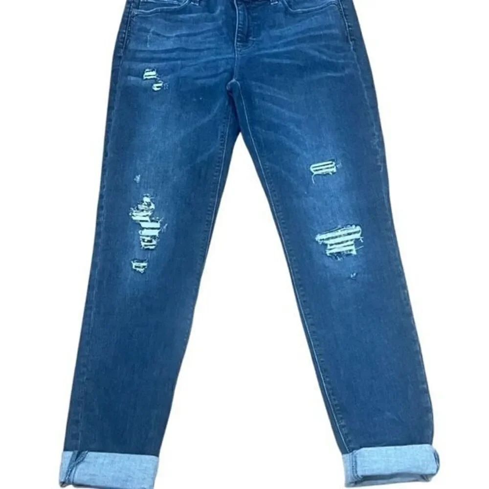 White House Black Market The Skinny Cropped Distressed Ankle Jeans Size 4